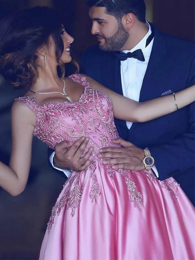 A-Line Luxury Square Appliques Beaded Satin Sweetheart Lace up Pink Quinceanera Dress