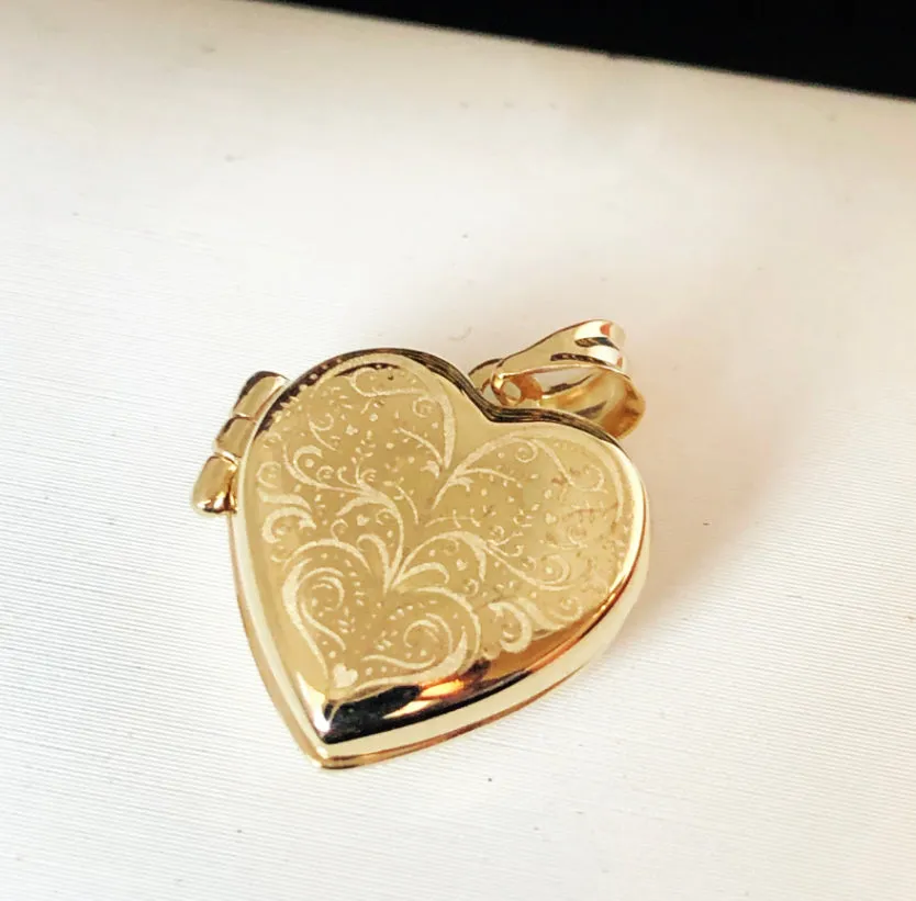 Heart locket