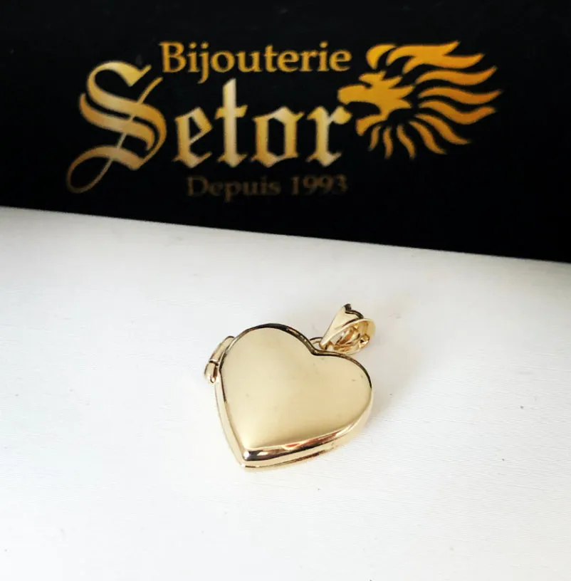 Heart locket