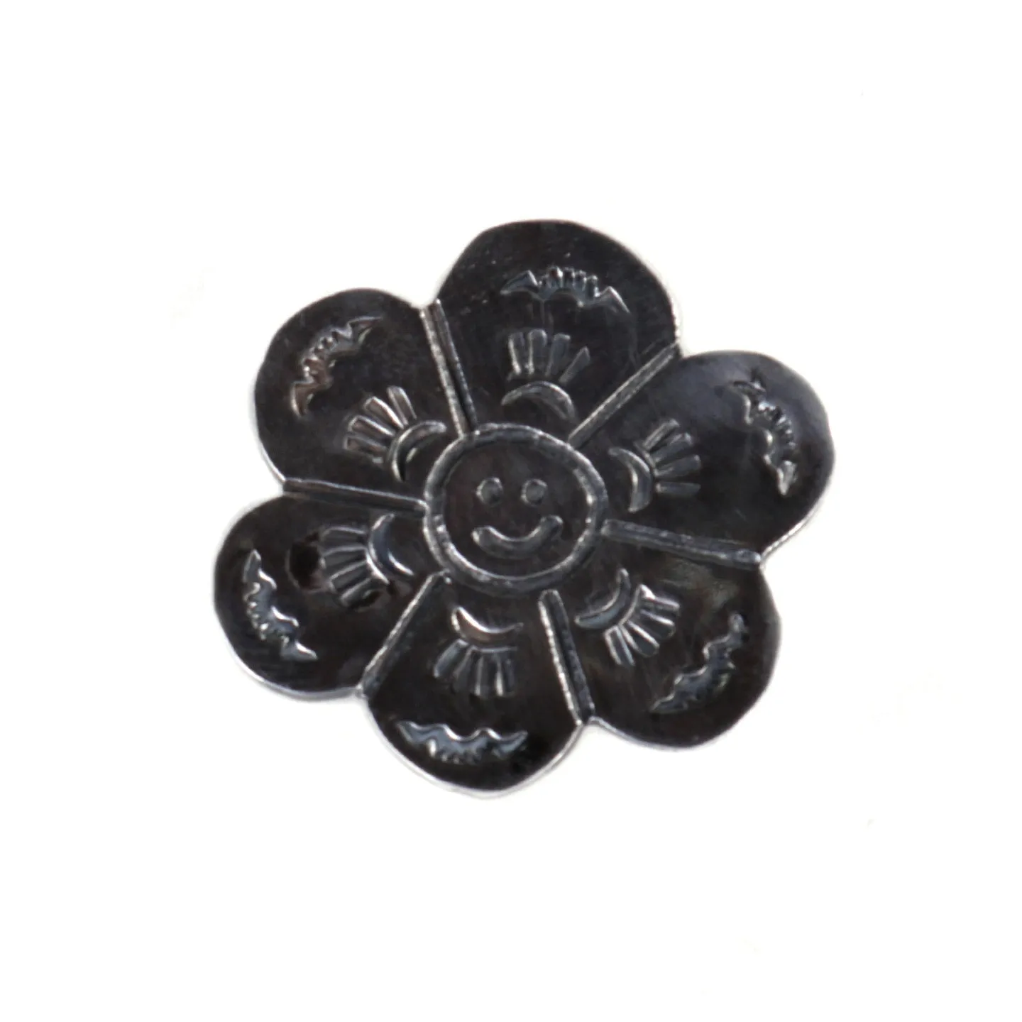 MUNQA FLOWER PIN STERLING SILVER