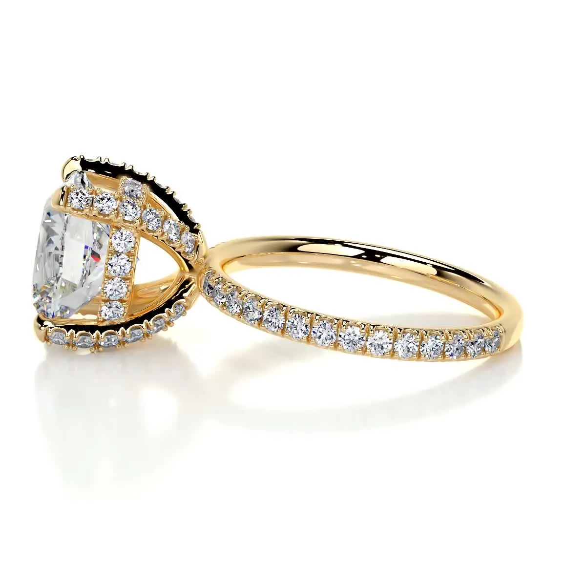 Quinn Moissanite & Diamonds Ring -18K Yellow Gold