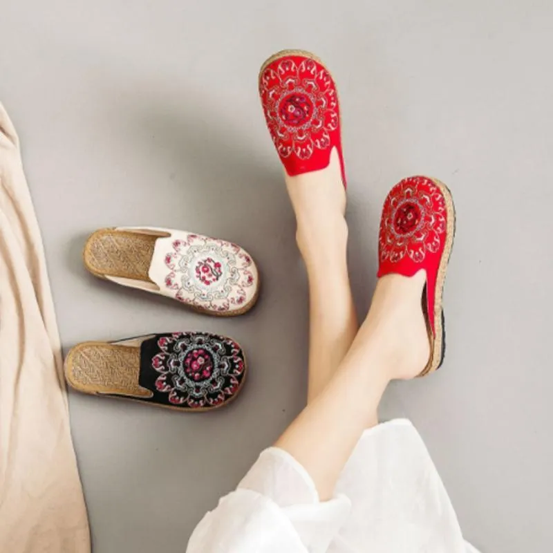 Women Embroidered Casual Flats Home Slippers